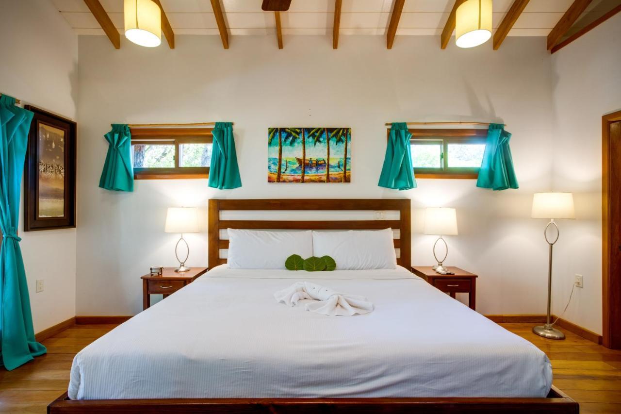 Mariposa Belize Beach Resort Placencia Екстер'єр фото