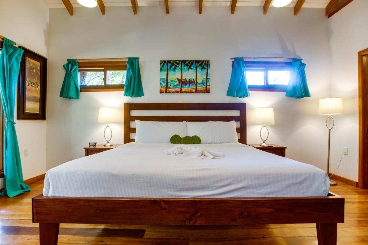 Mariposa Belize Beach Resort Placencia Екстер'єр фото
