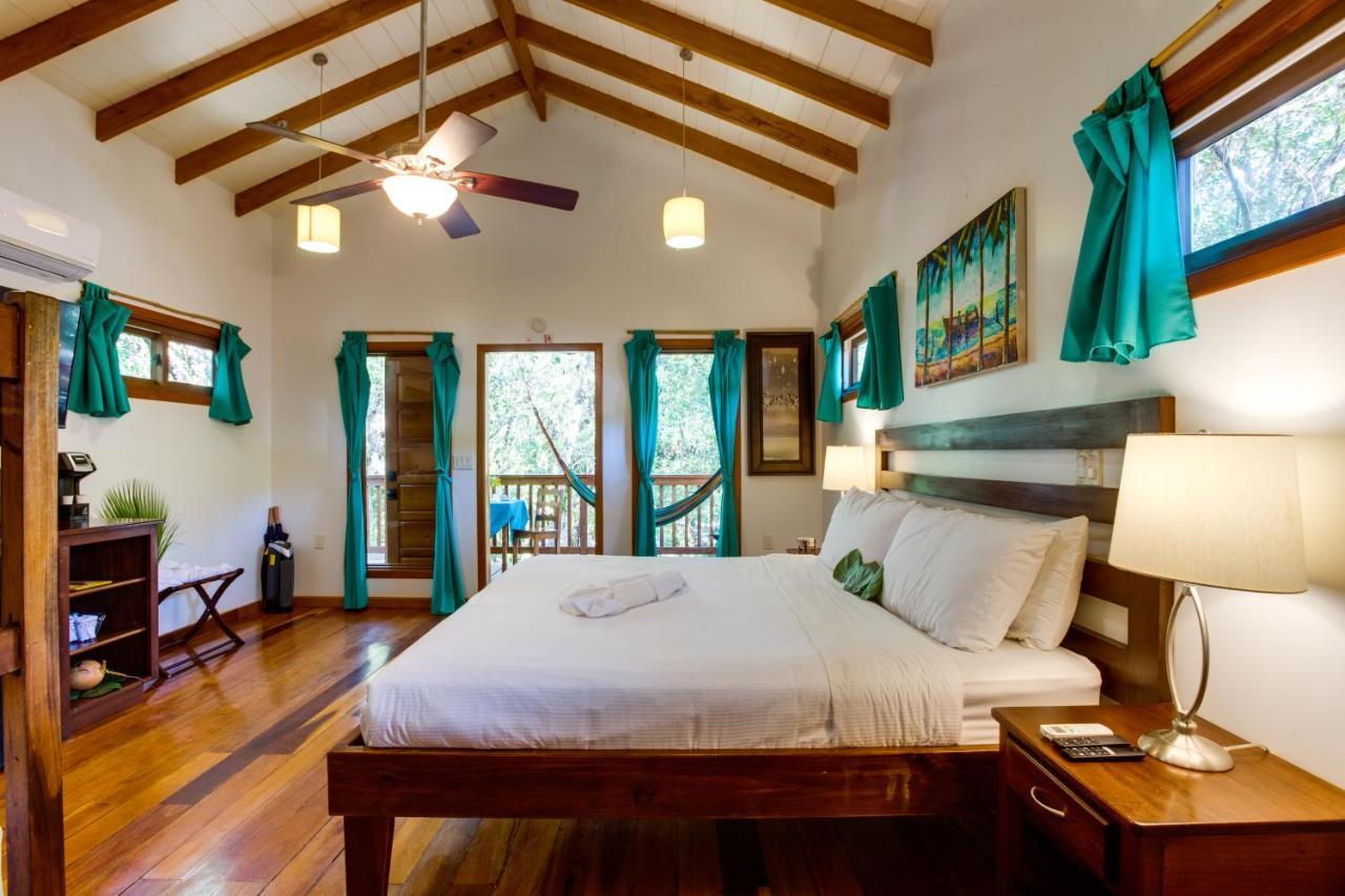 Mariposa Belize Beach Resort Placencia Екстер'єр фото