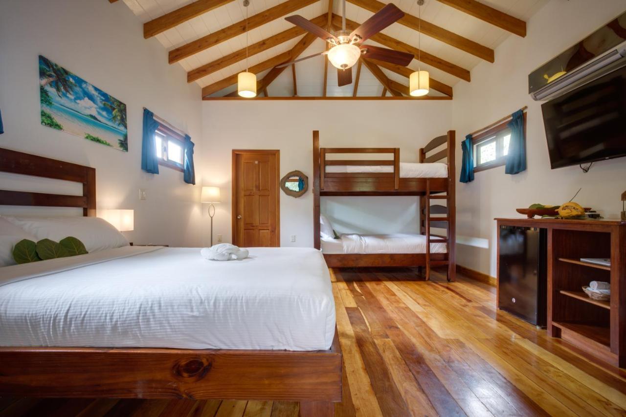 Mariposa Belize Beach Resort Placencia Екстер'єр фото
