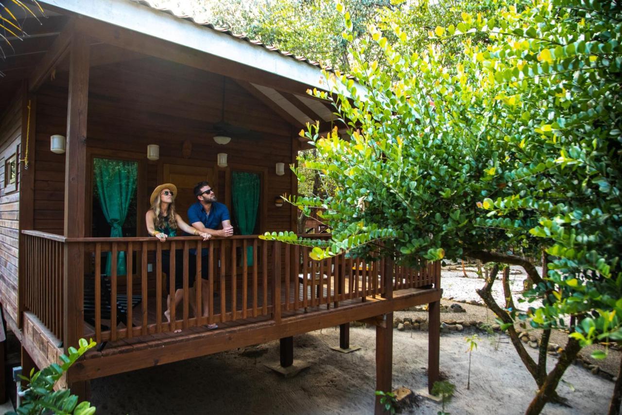 Mariposa Belize Beach Resort Placencia Екстер'єр фото
