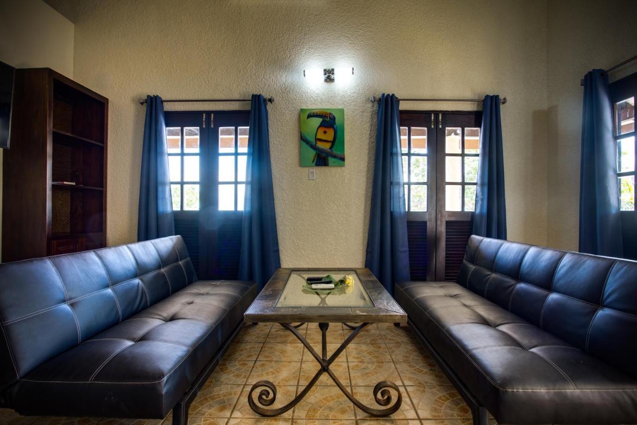 Mariposa Belize Beach Resort Placencia Екстер'єр фото