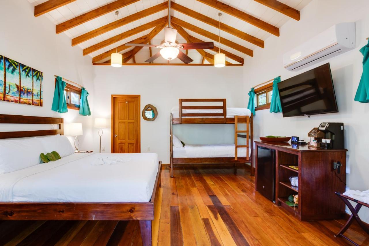 Mariposa Belize Beach Resort Placencia Екстер'єр фото