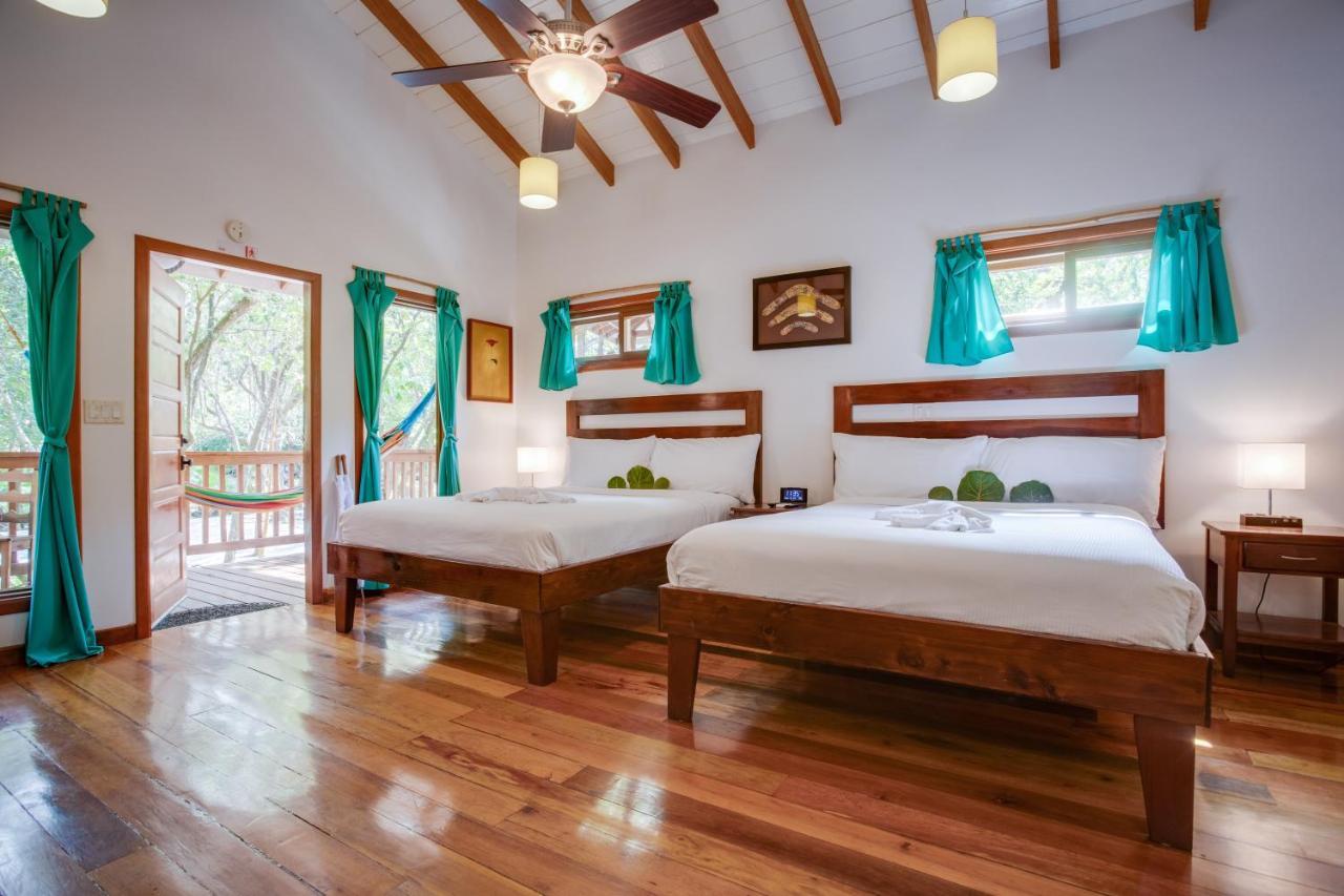 Mariposa Belize Beach Resort Placencia Екстер'єр фото