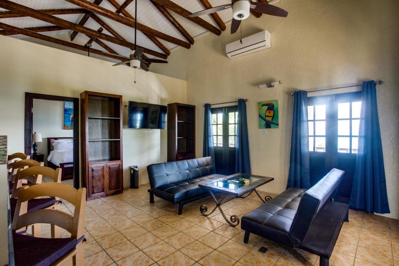 Mariposa Belize Beach Resort Placencia Екстер'єр фото